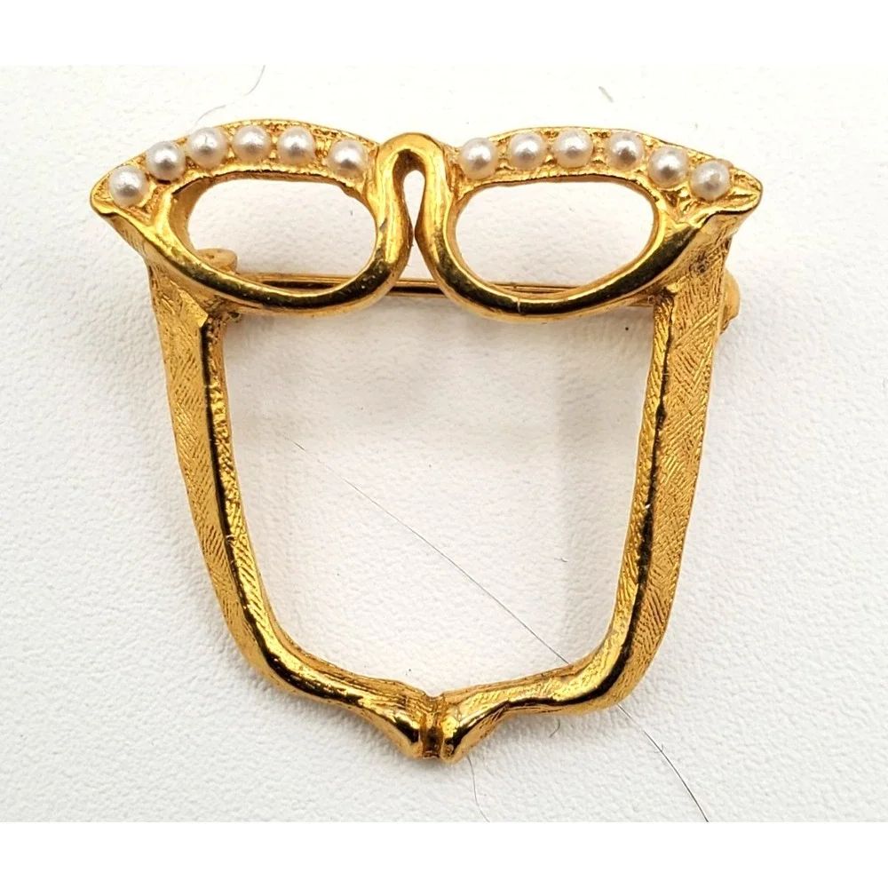 Vintage Eye Glasses w Faux Pearls Granny Brooch Pin Gold Tone